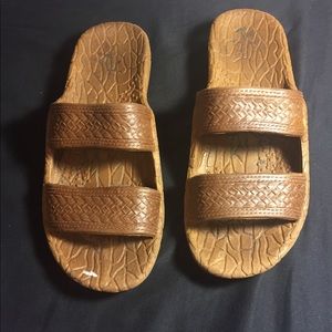 Pali size 8 brown sandals